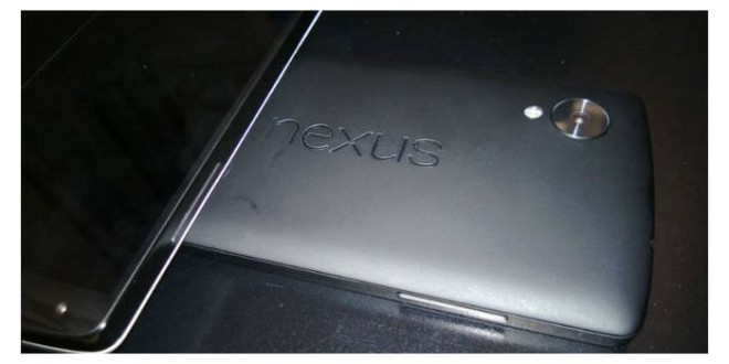 Google Nexus 5 von Hinten
