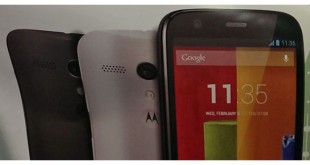 Motorolo Moto G in schwarz und weiß